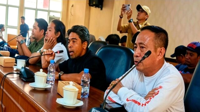 Ketgam: Anggota Forbes Anti Narkoba Bone saat gelaran RDPU di DPRD Bone. (Dok. Forbes)
