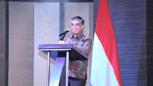 Yassierli saat menyampaikan sambutan pada acara Peningkatan Produktivitas dan Pelindungan Pekerja dalam Mendukung Transformasi Ketenagakerjaan Nasional di Medan, Sumatera Utara, Selasa (7/7/2026) malam.